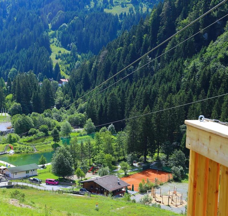 Tokkelbaan platform bij Flying Fox